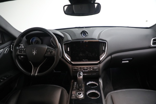 Used 2022 Maserati Ghibli Modena Q4 for sale $59,900 at Rolls-Royce Motor Cars Greenwich in Greenwich CT 06830 28