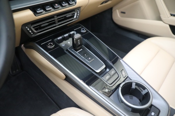 Used 2021 Porsche 911 Targa 4S for sale Sold at Rolls-Royce Motor Cars Greenwich in Greenwich CT 06830 21