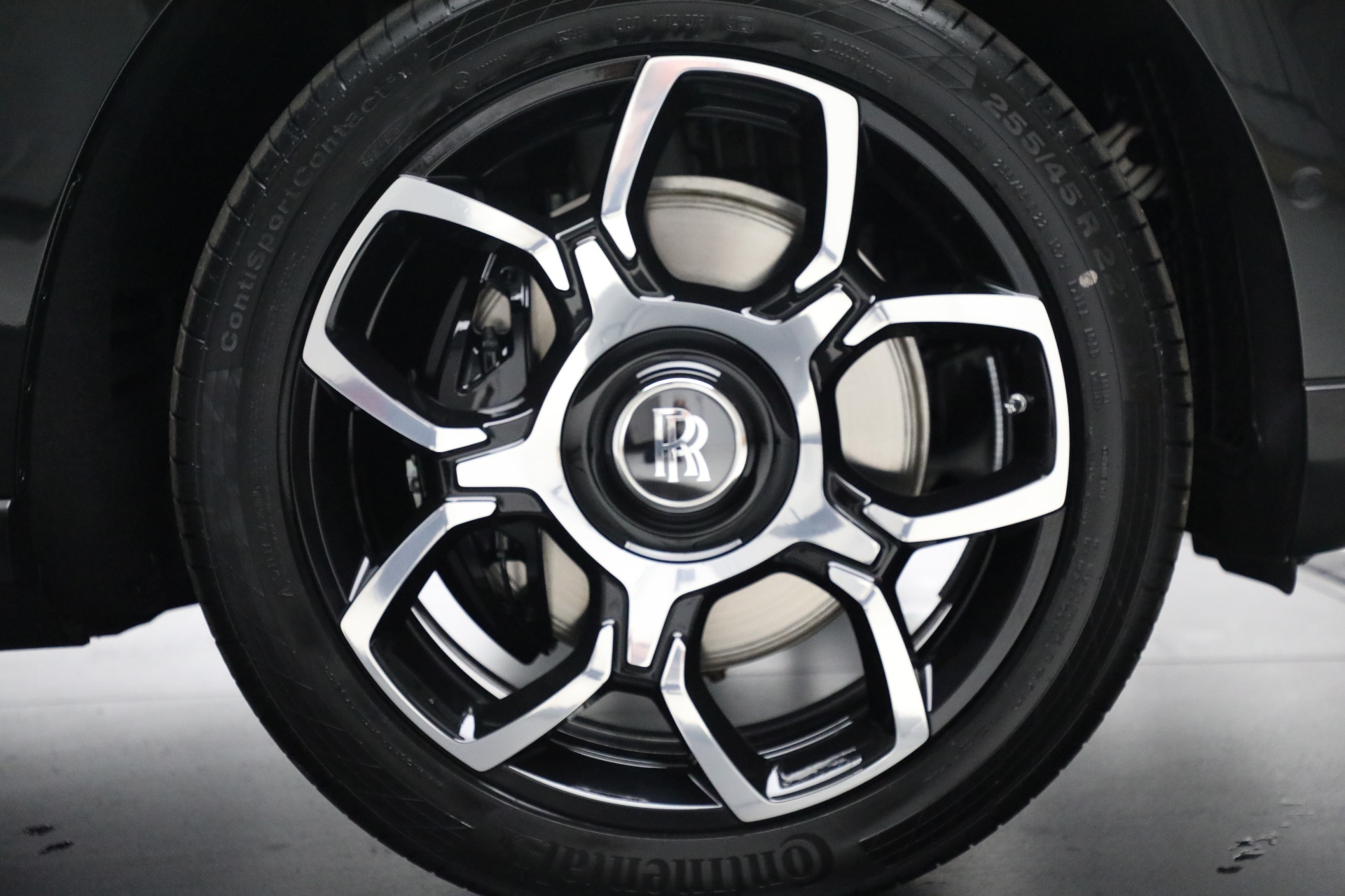 New 2024 Rolls-Royce Black Badge Cullinan for sale Sold at Rolls-Royce Motor Cars Greenwich in Greenwich CT 06830 25
