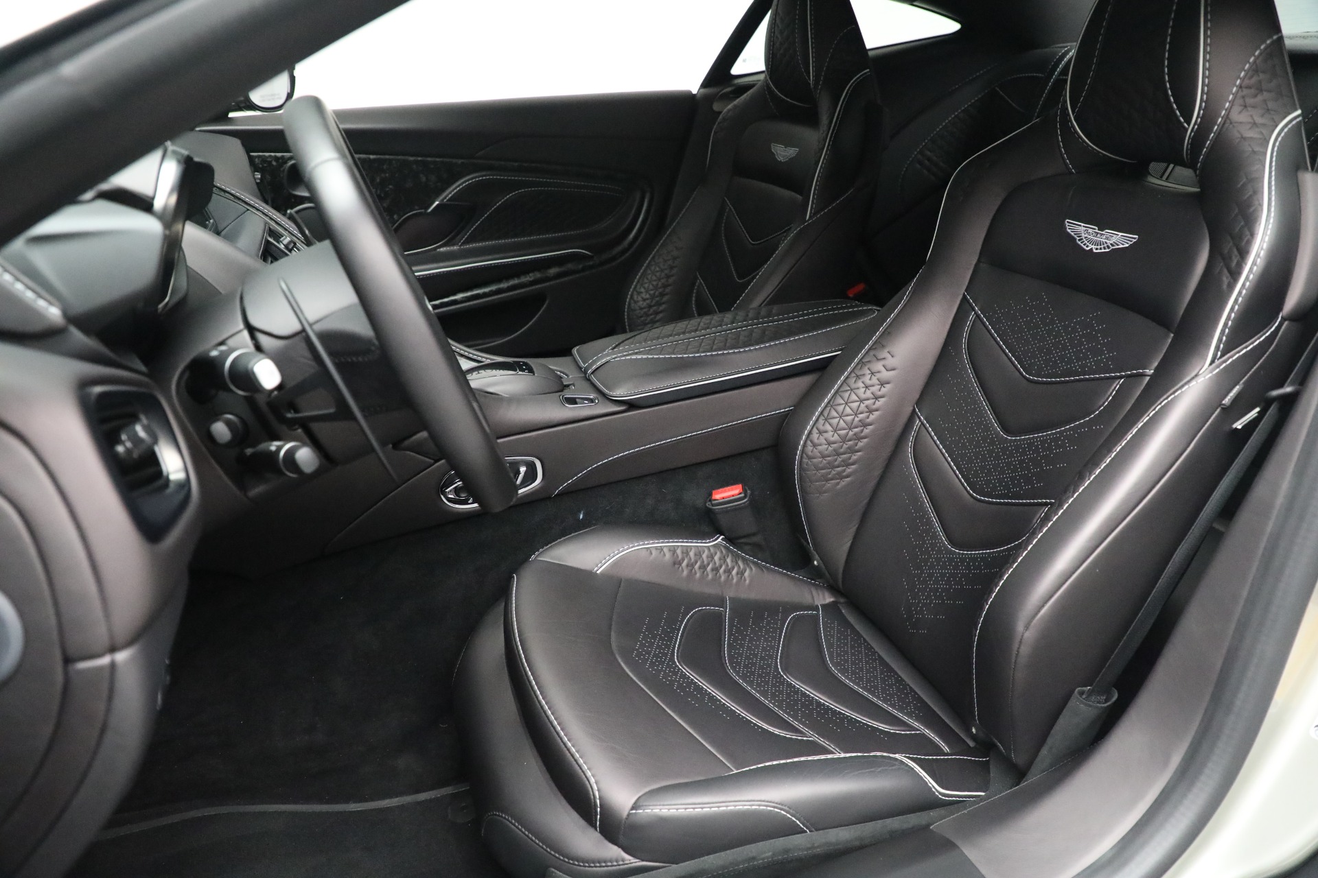 Used 2022 Aston Martin DBS Superleggera for sale Sold at Rolls-Royce Motor Cars Greenwich in Greenwich CT 06830 15