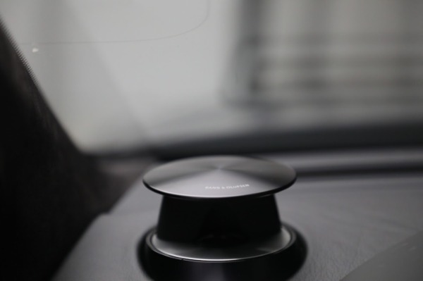 Used 2012 Aston Martin V12 Vantage Carbon Black for sale Sold at Rolls-Royce Motor Cars Greenwich in Greenwich CT 06830 23