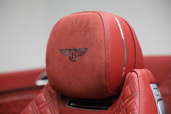 Used 2022 Bentley Continental GTC Speed for sale $299,900 at Rolls-Royce Motor Cars Greenwich in Greenwich CT 06830 28