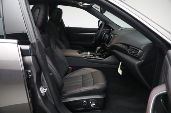 New 2024 Maserati Levante GT for sale $103,495 at Rolls-Royce Motor Cars Greenwich in Greenwich CT 06830 24