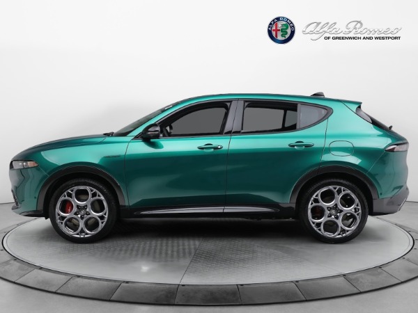 New 2024 Alfa Romeo Tonale Veloce for sale $59,340 at Rolls-Royce Motor Cars Greenwich in Greenwich CT 06830 5