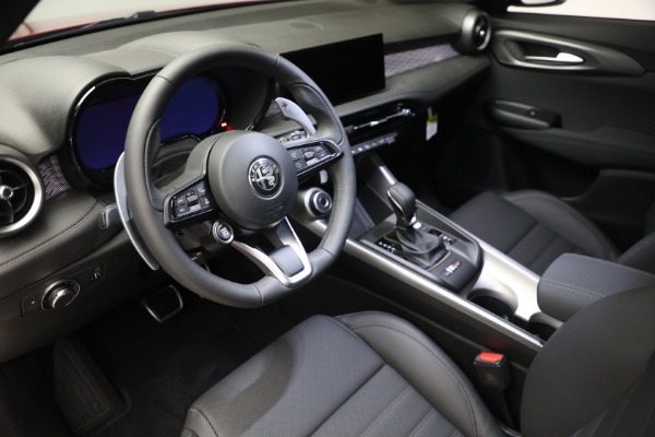 New 2024 Alfa Romeo Tonale Veloce for sale $52,790 at Rolls-Royce Motor Cars Greenwich in Greenwich CT 06830 21