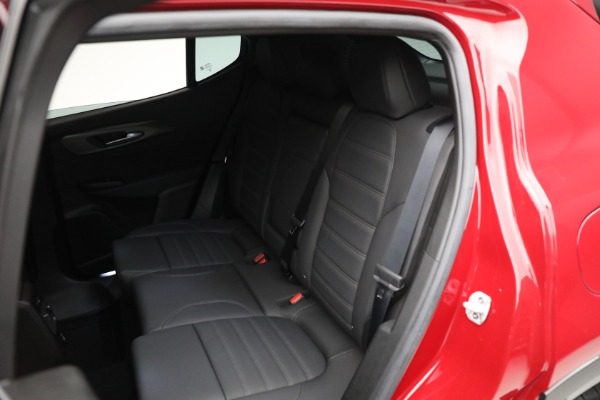 New 2024 Alfa Romeo Tonale Veloce for sale $52,790 at Rolls-Royce Motor Cars Greenwich in Greenwich CT 06830 28
