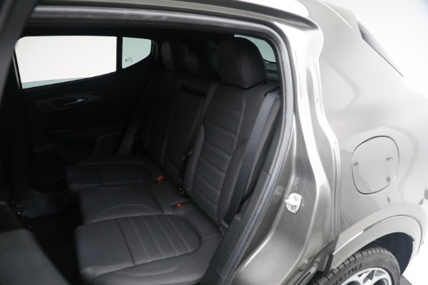 New 2024 Alfa Romeo Tonale Veloce for sale Sold at Rolls-Royce Motor Cars Greenwich in Greenwich CT 06830 23