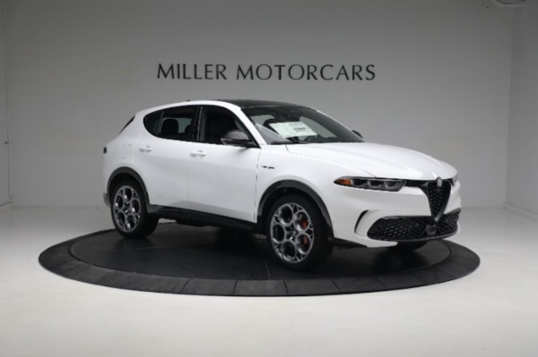 New 2024 Alfa Romeo Tonale Veloce for sale $55,290 at Rolls-Royce Motor Cars Greenwich in Greenwich CT 06830 15