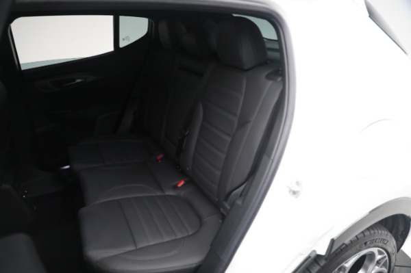 New 2024 Alfa Romeo Tonale Veloce for sale $55,290 at Rolls-Royce Motor Cars Greenwich in Greenwich CT 06830 24