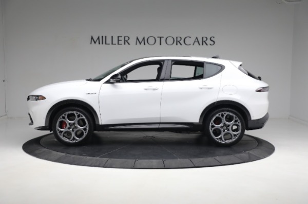 New 2024 Alfa Romeo Tonale Veloce for sale $55,290 at Rolls-Royce Motor Cars Greenwich in Greenwich CT 06830 4