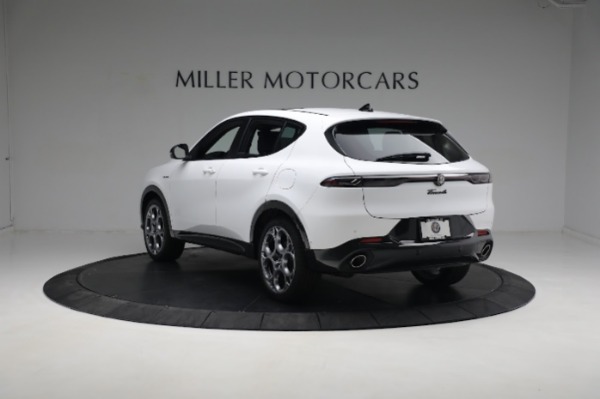 New 2024 Alfa Romeo Tonale Veloce for sale $55,290 at Rolls-Royce Motor Cars Greenwich in Greenwich CT 06830 6