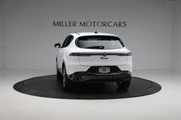 New 2024 Alfa Romeo Tonale Veloce for sale $55,290 at Rolls-Royce Motor Cars Greenwich in Greenwich CT 06830 7