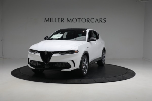 New 2024 Alfa Romeo Tonale Veloce for sale $55,290 at Rolls-Royce Motor Cars Greenwich in Greenwich CT 06830 1