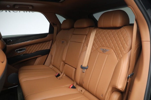 Used 2021 Bentley Bentayga V8 for sale $149,900 at Rolls-Royce Motor Cars Greenwich in Greenwich CT 06830 22