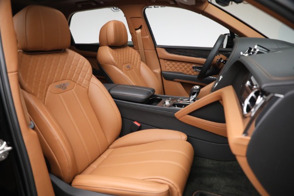 Used 2021 Bentley Bentayga V8 for sale $149,900 at Rolls-Royce Motor Cars Greenwich in Greenwich CT 06830 26