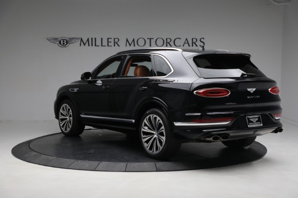 Used 2021 Bentley Bentayga V8 for sale $149,900 at Rolls-Royce Motor Cars Greenwich in Greenwich CT 06830 5