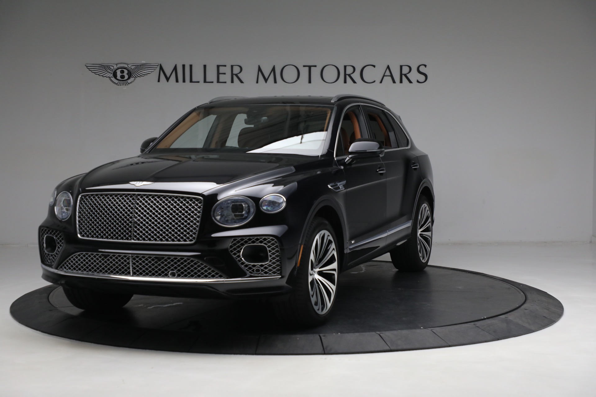 Used 2021 Bentley Bentayga V8 for sale $149,900 at Rolls-Royce Motor Cars Greenwich in Greenwich CT 06830 1
