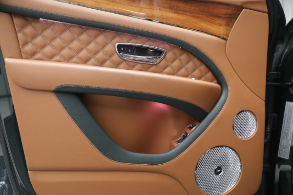 Used 2022 Bentley Bentayga Speed for sale Sold at Rolls-Royce Motor Cars Greenwich in Greenwich CT 06830 26