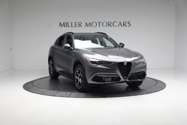 New 2024 Alfa Romeo Stelvio Veloce for sale $56,605 at Rolls-Royce Motor Cars Greenwich in Greenwich CT 06830 18