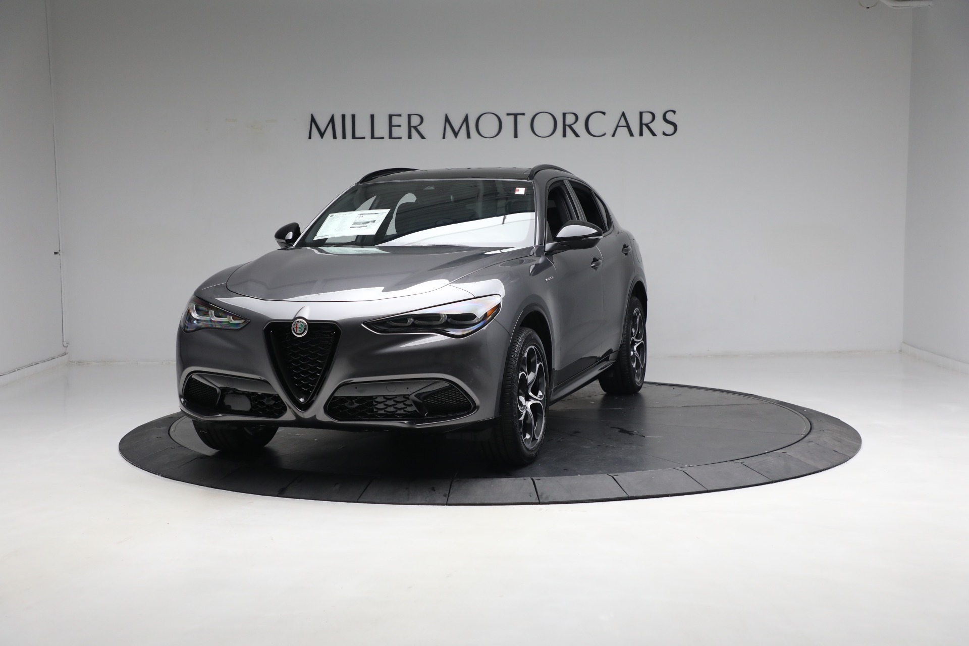 New 2024 Alfa Romeo Stelvio Veloce for sale $56,605 at Rolls-Royce Motor Cars Greenwich in Greenwich CT 06830 1