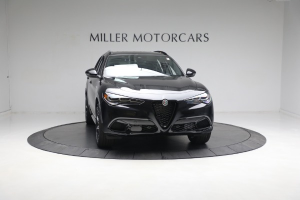 New 2024 Alfa Romeo Stelvio Veloce for sale $57,305 at Rolls-Royce Motor Cars Greenwich in Greenwich CT 06830 18