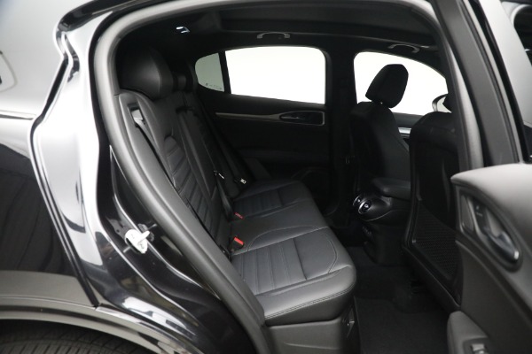 New 2024 Alfa Romeo Stelvio Veloce for sale $57,305 at Rolls-Royce Motor Cars Greenwich in Greenwich CT 06830 25