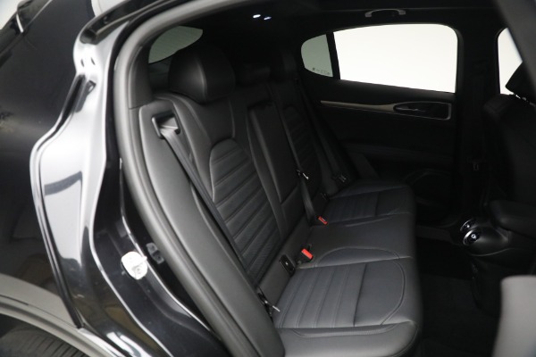 New 2024 Alfa Romeo Stelvio Veloce for sale $57,305 at Rolls-Royce Motor Cars Greenwich in Greenwich CT 06830 27