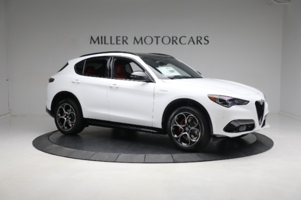 New 2024 Alfa Romeo Stelvio Veloce for sale $56,695 at Rolls-Royce Motor Cars Greenwich in Greenwich CT 06830 18