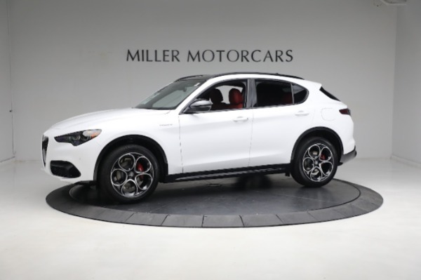 New 2024 Alfa Romeo Stelvio Veloce for sale $56,695 at Rolls-Royce Motor Cars Greenwich in Greenwich CT 06830 4