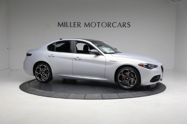 New 2024 Alfa Romeo Giulia Competizione for sale $58,160 at Rolls-Royce Motor Cars Greenwich in Greenwich CT 06830 16