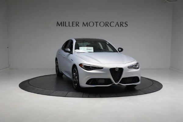 New 2024 Alfa Romeo Giulia Competizione for sale $58,160 at Rolls-Royce Motor Cars Greenwich in Greenwich CT 06830 19