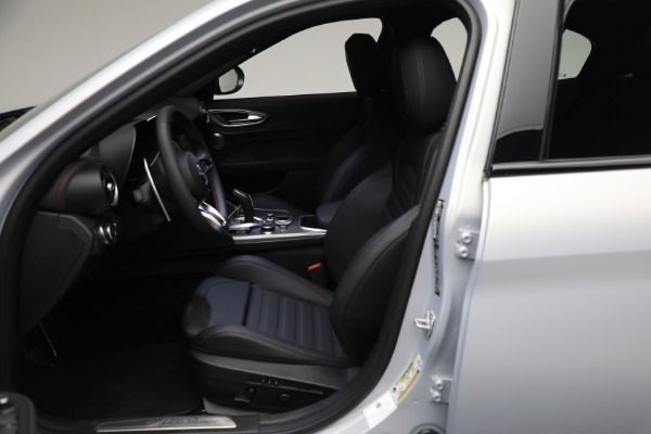 New 2024 Alfa Romeo Giulia Competizione for sale $58,160 at Rolls-Royce Motor Cars Greenwich in Greenwich CT 06830 22
