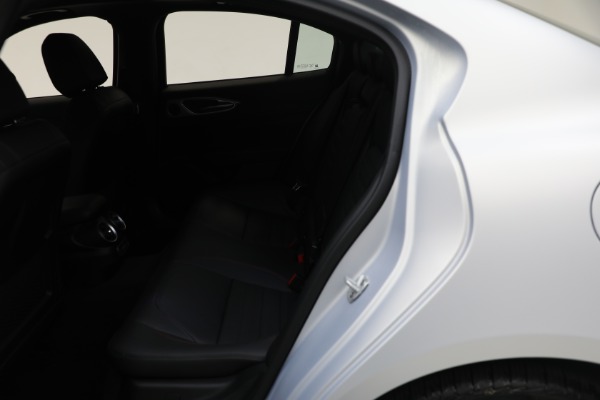 New 2024 Alfa Romeo Giulia Competizione for sale $58,160 at Rolls-Royce Motor Cars Greenwich in Greenwich CT 06830 26