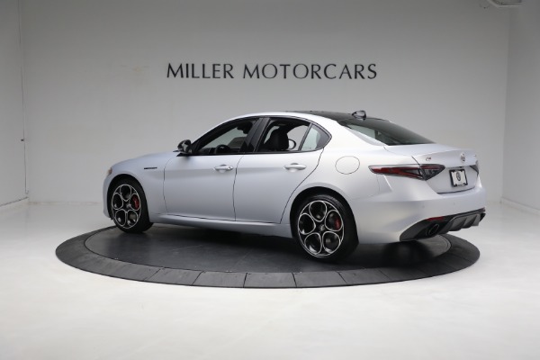 New 2024 Alfa Romeo Giulia Competizione for sale $58,160 at Rolls-Royce Motor Cars Greenwich in Greenwich CT 06830 7
