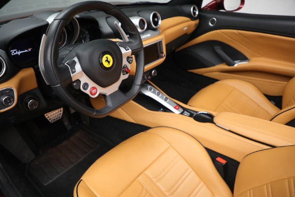Used 2015 Ferrari California T for sale Sold at Rolls-Royce Motor Cars Greenwich in Greenwich CT 06830 19