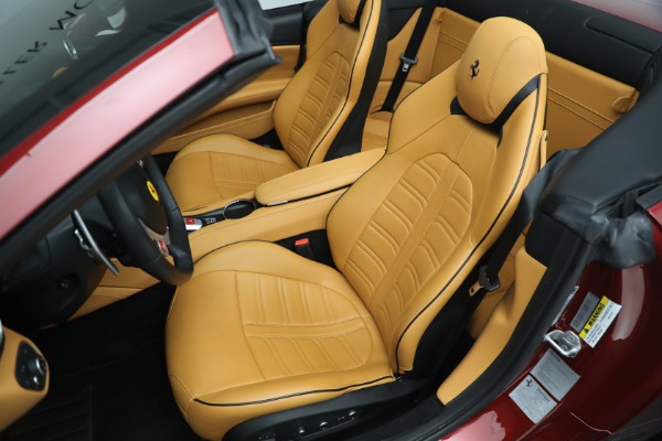 Used 2015 Ferrari California T for sale Sold at Rolls-Royce Motor Cars Greenwich in Greenwich CT 06830 21