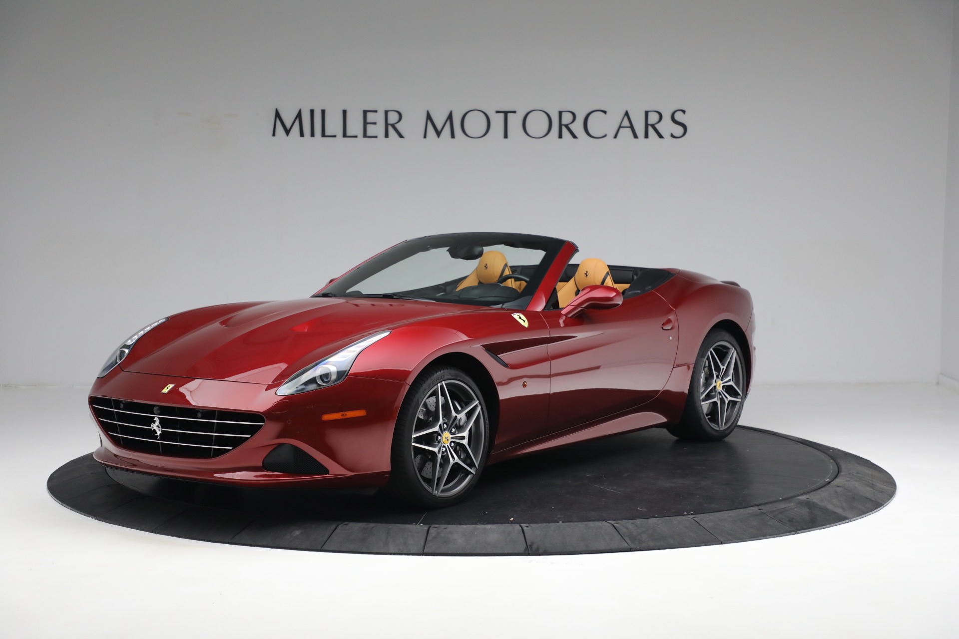 Used 2015 Ferrari California T for sale Sold at Rolls-Royce Motor Cars Greenwich in Greenwich CT 06830 1