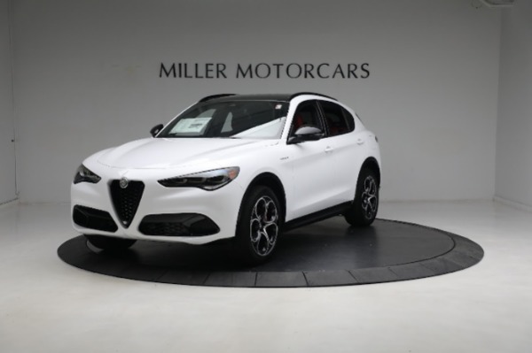 New 2024 Alfa Romeo Stelvio Veloce for sale $56,695 at Rolls-Royce Motor Cars Greenwich in Greenwich CT 06830 2