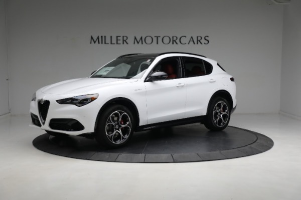 New 2024 Alfa Romeo Stelvio Veloce for sale $56,695 at Rolls-Royce Motor Cars Greenwich in Greenwich CT 06830 3