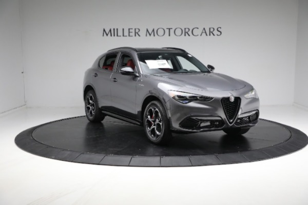 New 2024 Alfa Romeo Stelvio Veloce for sale $58,055 at Rolls-Royce Motor Cars Greenwich in Greenwich CT 06830 25