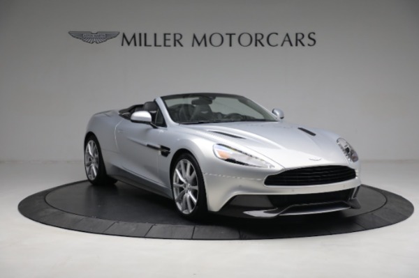 Used 2016 Aston Martin Vanquish Volante for sale $149,900 at Rolls-Royce Motor Cars Greenwich in Greenwich CT 06830 10