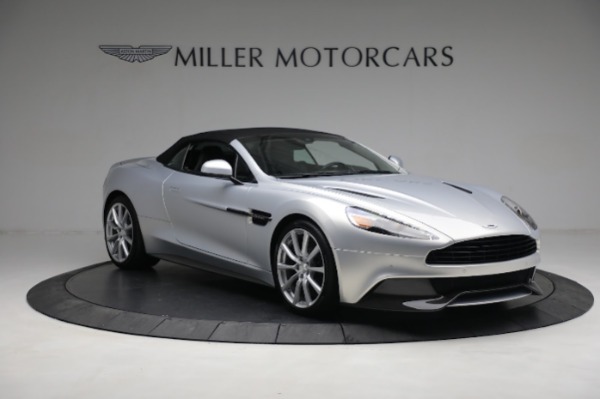 Used 2016 Aston Martin Vanquish Volante for sale $149,900 at Rolls-Royce Motor Cars Greenwich in Greenwich CT 06830 18