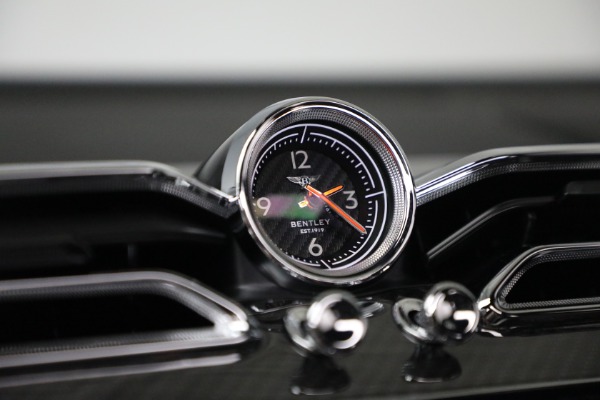 New 2023 Bentley Bentayga S V8 for sale $297,795 at Rolls-Royce Motor Cars Greenwich in Greenwich CT 06830 25