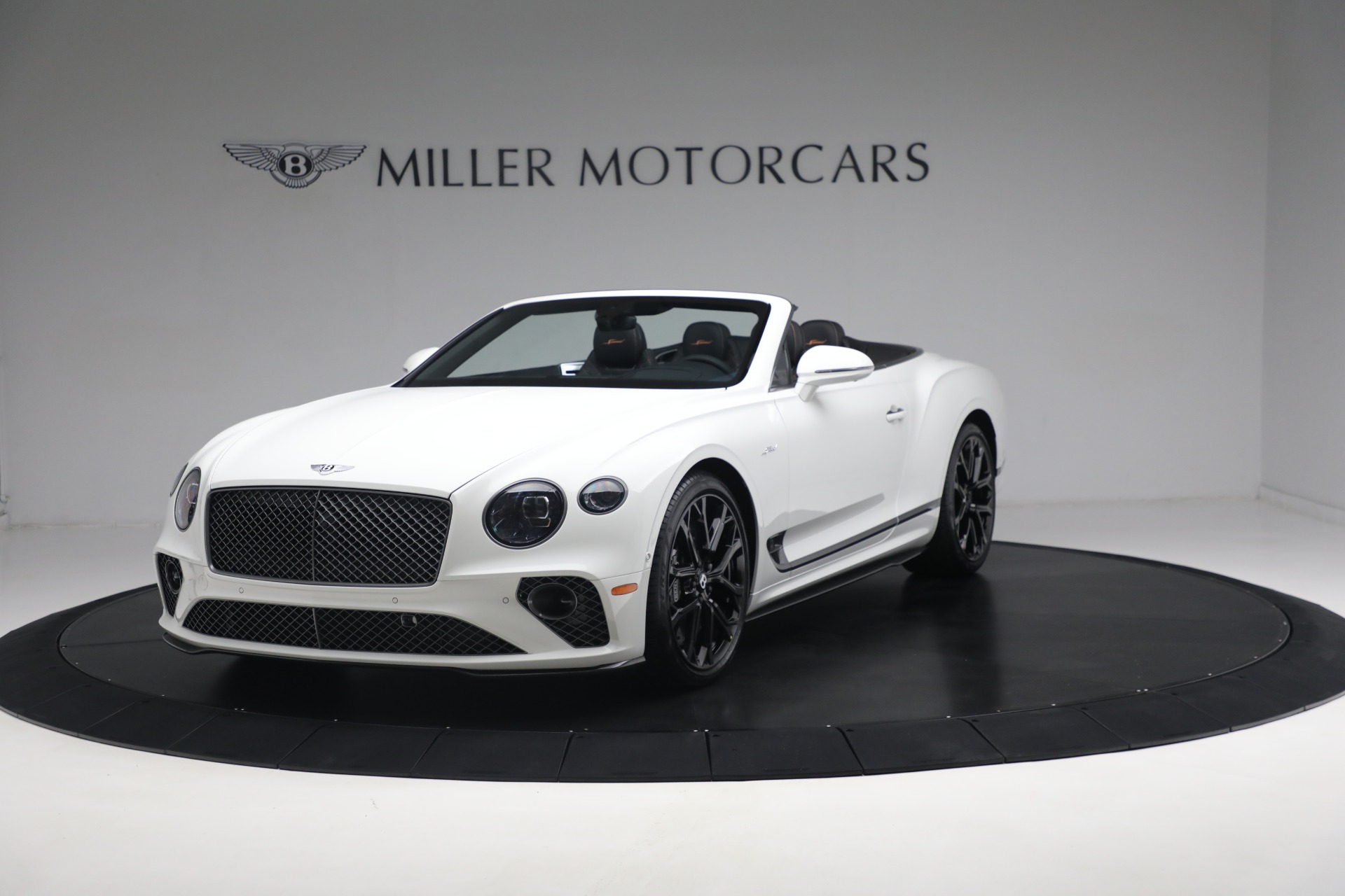 New 2024 Bentley Continental GTC Speed for sale $416,000 at Rolls-Royce Motor Cars Greenwich in Greenwich CT 06830 1