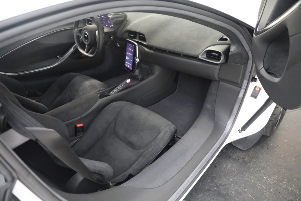 New 2023 McLaren Artura for sale Call for price at Rolls-Royce Motor Cars Greenwich in Greenwich CT 06830 26