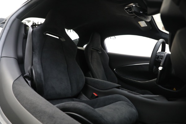 New 2023 McLaren Artura for sale Call for price at Rolls-Royce Motor Cars Greenwich in Greenwich CT 06830 28