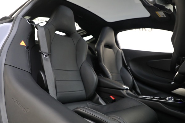 New 2023 McLaren GT Luxe for sale $237,798 at Rolls-Royce Motor Cars Greenwich in Greenwich CT 06830 24