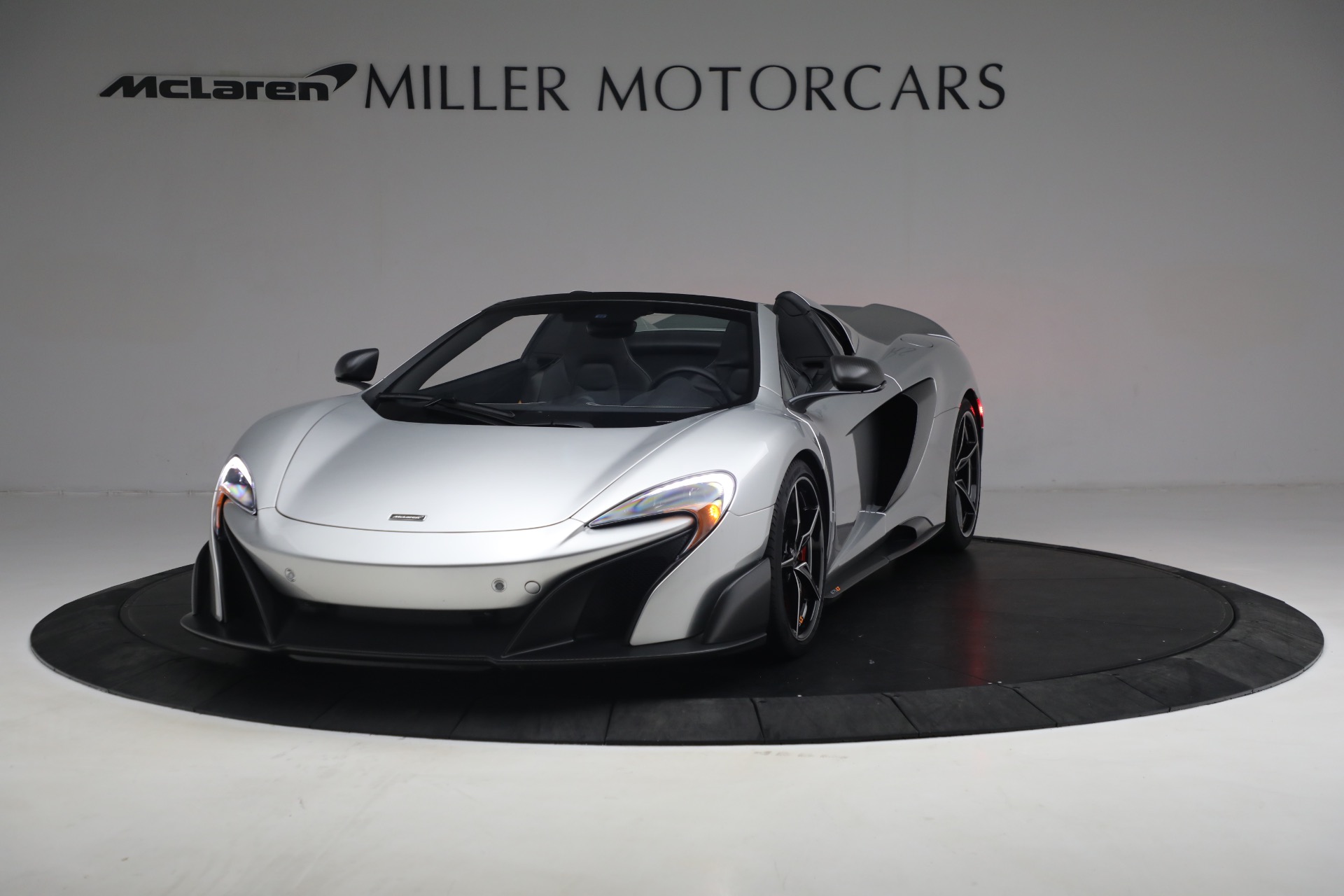 Used 2016 McLaren 675LT Spider for sale Sold at Rolls-Royce Motor Cars Greenwich in Greenwich CT 06830 1