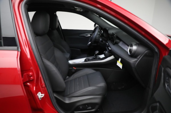 New 2024 Alfa Romeo Tonale Ti for sale $50,290 at Rolls-Royce Motor Cars Greenwich in Greenwich CT 06830 18