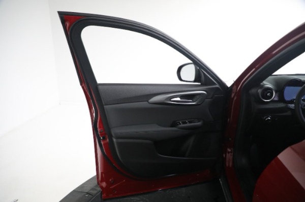 New 2024 Alfa Romeo Tonale Ti for sale $50,290 at Rolls-Royce Motor Cars Greenwich in Greenwich CT 06830 27